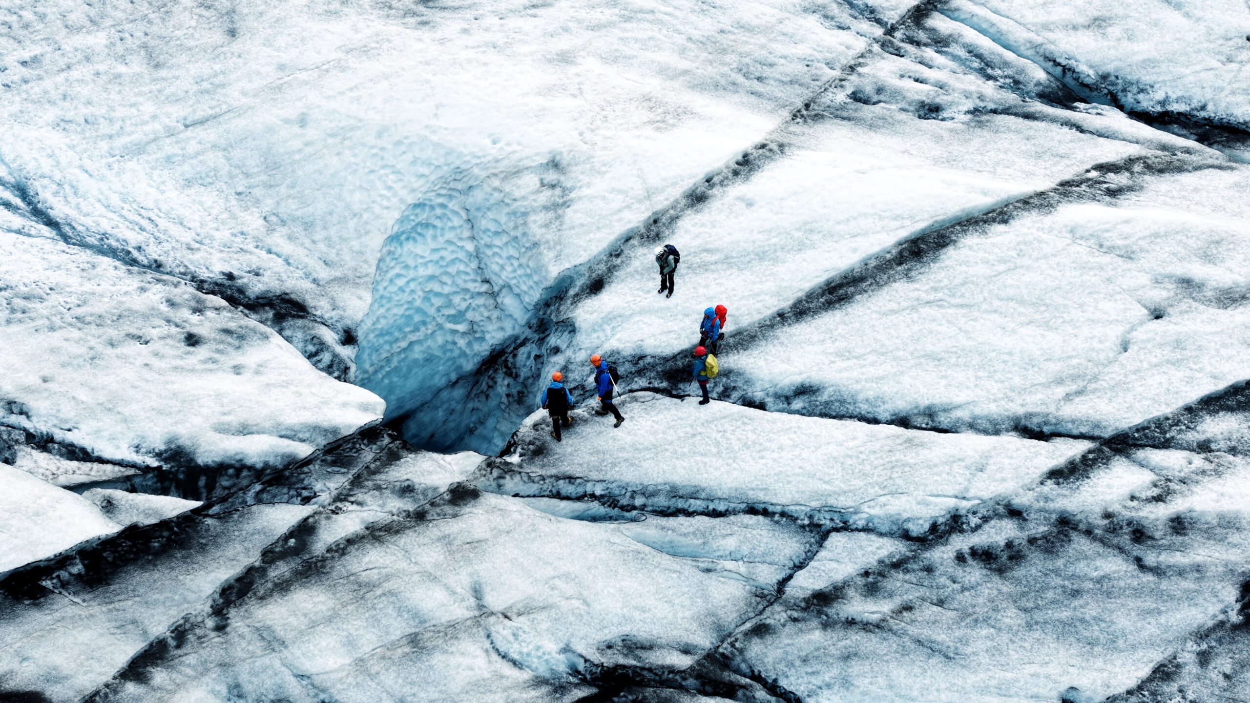 Solo glacier hike summer (7)